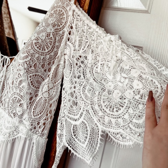 Never worn Rish Bridal Boho Wedding Dress - Picture 3 of 6